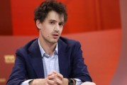 八字解读人工智能实验室Mistral将推出其首款推理模型，挑战 OpenAI