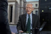 八字解读宏观经济学教授兼实践者Stanley Fisher逝世 曾培养全球多位经济决策者